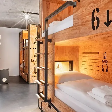 Hostel H.ostel *