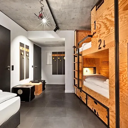 H.ostel Hostel *