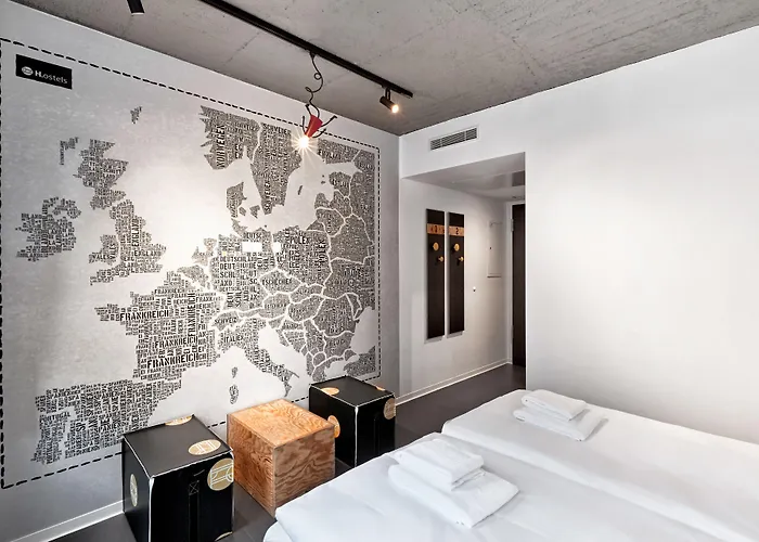 H.ostel بيت شباب مونستر